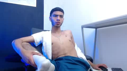 VALENTIN  online show from March 9, 3:32 am