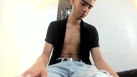 VALENTIN  online show from April 18, 2:37 am