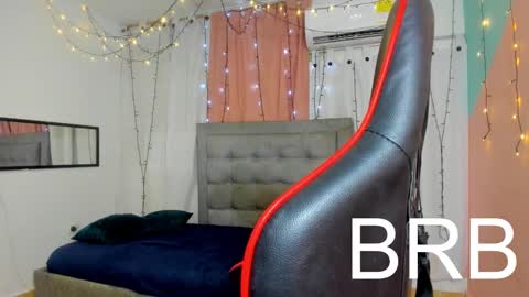 Valentina online show from February 10, 11:15 am