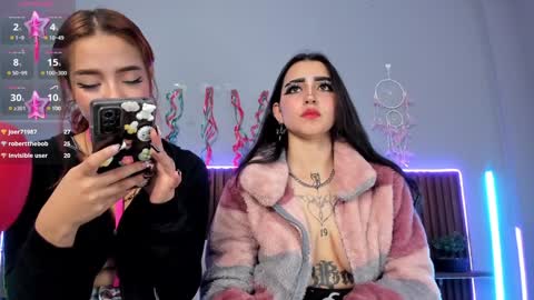 Snapshot of valentina_asmodea chatting on December 13, 6:31 am VALENTINA online show from December 13, 6:31 am