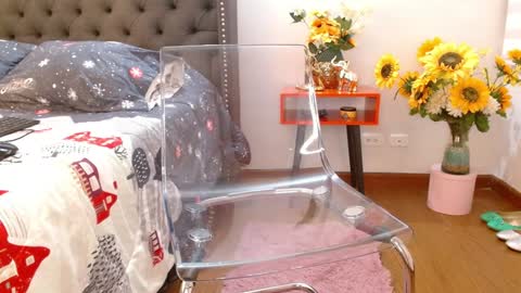 Snapshot of valentina_ferrer0 chatting on December 16, 11:07 pm Valen Ferrer online show from December 16, 11:07 pm