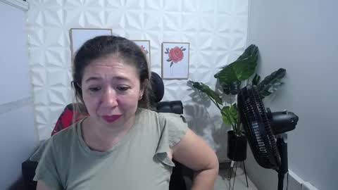 Valentina  online show from February 16, 4:42 am