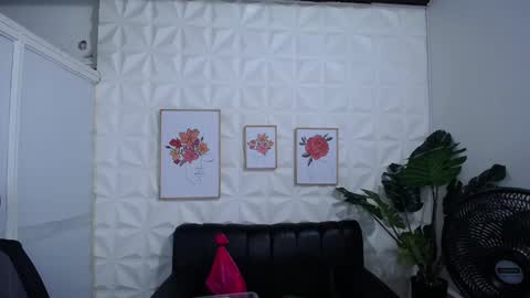 Valentina  online show from March 1, 11:26 pm