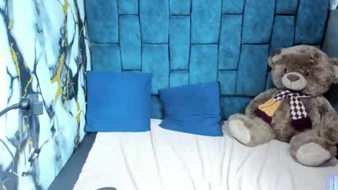 valentinaklean1 online show from April 22, 10:22 pm