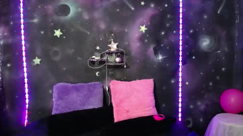 valentinarojass_ online show from February 26, 1:54 pm