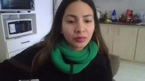 valentinaseleni24 online show from June 21, 7:49 pm