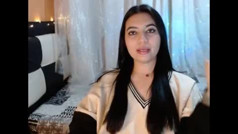Snapshot of valentinasmith18 chatting on July 27, 1:45 am valentinasmith18 online show from July 27, 1:45 am