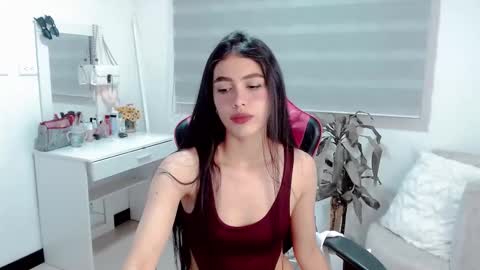 Snapshot of valentinasweet_ chatting on March 11, 6:08 am Valentina online show from March 11, 6:08 am