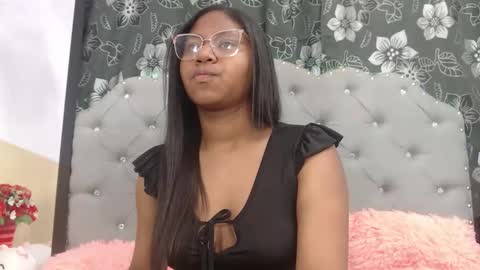 valentina vega online show from January 9, 3:15 pm