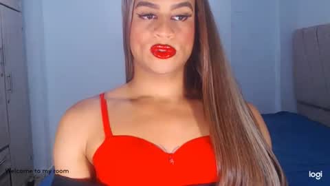 Snapshot of valentinaxxxdoll chatting on June 12, 7:46 pm VALENTINA online show from June 12, 7:46 pm