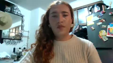 Snapshot of valentine_xo chatting on March 4, 2:38 am Val online show from March 4, 2:38 am