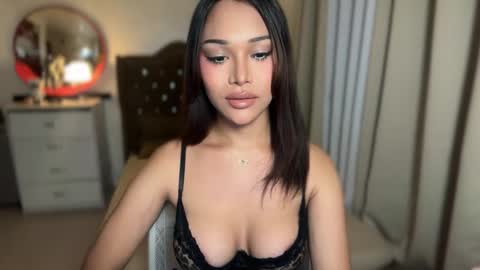 Snapshot of valentineloove chatting on March 22, 7:28 pm VALENTINE online show from March 22, 7:28 pm