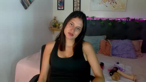 V A L E N T I N I online show from March 9, 6:12 pm