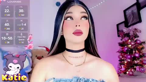 Snapshot of valentinne_marian chatting on December 14, 8:23 am Marian online show from December 14, 8:23 am