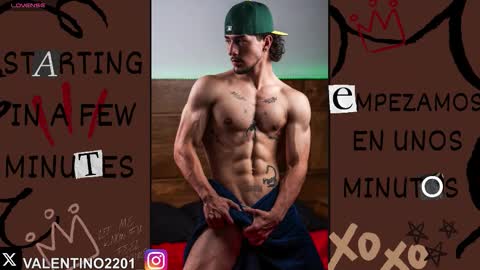 valentino online show from November 11, 12:32 am