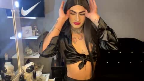 valentino_bs online show from February 3, 4:43 am