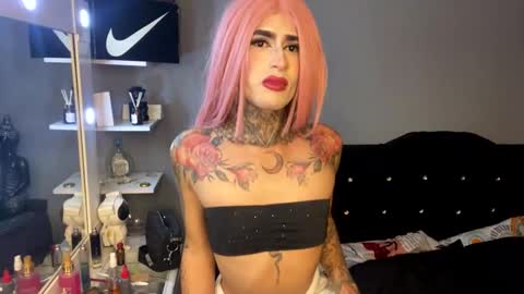 valentino_bs online show from March 9, 10:36 pm