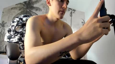 valentino_cerati online show from October 24, 2:19 am