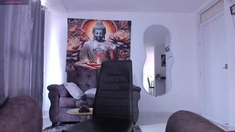    online show from January 23, 7:51 pm