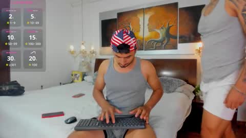 Snapshot of valentinos_ chatting on September 24, 8:12 pm Valentinos online show from September 24, 8:12 pm