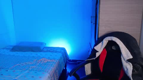 Snapshot of valentinosex_1 chatting on May 29, 10:08 pm VALENTINO online show from May 29, 10:08 pm