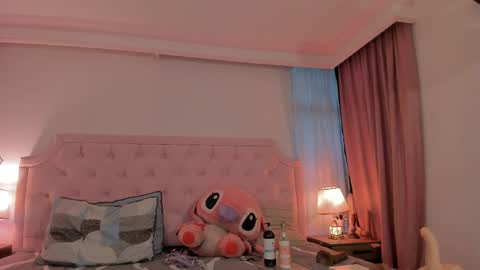 Vale Toro  online show from April 9, 3:06 pm