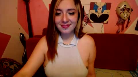 Snapshot of valeri_cove chatting on June 25, 8:57 pm Valeri Cove online show from June 25, 8:57 pm