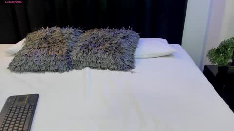 valeri_tafur online show from January 24, 10:53 am