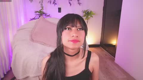 Snapshot of valeria_777_ chatting on July 21, 7:38 pm Valeria online show from July 21, 7:38 pm