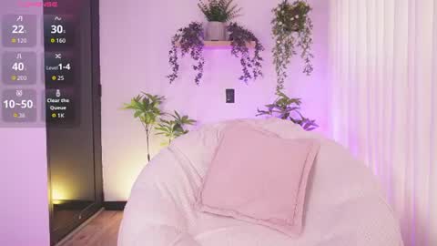 Snapshot of valeria_777_ chatting on July 26, 8:05 pm Valeria online show from July 26, 8:05 pm