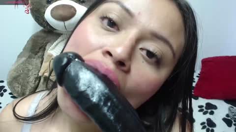 Snapshot of valeria_fiery chatting on January 30, 1:44 am VALERIA online show from January 30, 1:44 am