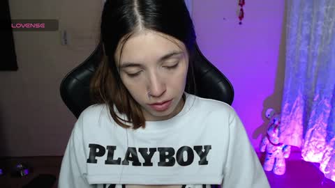   online show from December 4, 7:39 am