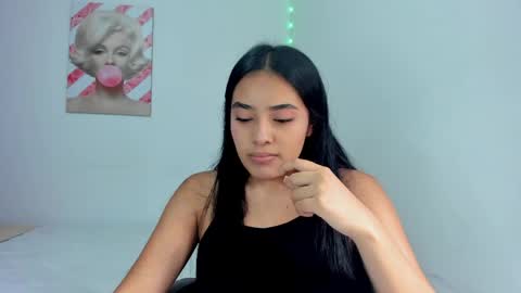 valeria_miller69 online show from May 22, 2:44 pm