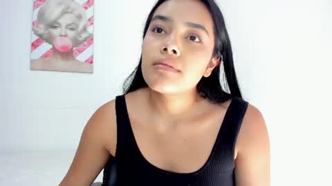 Snapshot of valeria_miller69 chatting on June 12, 2:49 pm valeria_miller69 online show from June 12, 2:49 pm