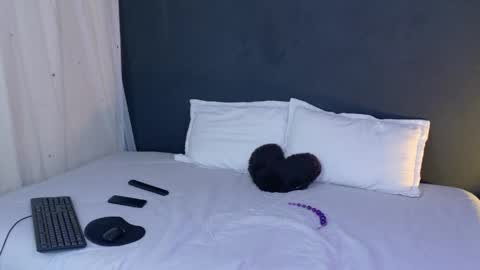 Snapshot of valeriaa_cruz chatting on June 5, 12:17 am valeriaa cruz online show from June 5, 12:17 am
