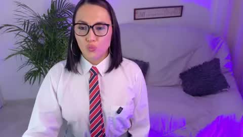 Snapshot of valeriaa_cruz chatting on July 10, 12:37 am valeriaa cruz online show from July 10, 12:37 am