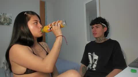 valeria and aaron online show from September 24, 1:14 pm