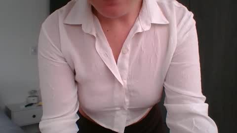 Snapshot of valeriafrannco chatting on May 16, 3:44 pm valeriafrannco online show from May 16, 3:44 pm
