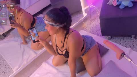 Snapshot of valeriajolie chatting on May 7, 1:44 am Valeria online show from May 7, 1:44 am