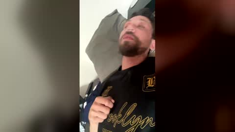 Snapshot of valerianleclercq2025 chatting on March 6, 6:32 am valerianleclercq2025 online show from March 6, 6:32 am