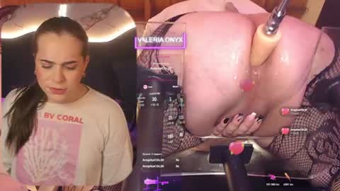 Snapshot of valeriaonyx chatting on June 14, 4:09 pm Valeria Onyx online show from June 14, 4:09 pm