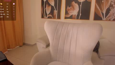 Snapshot of valeriariverax chatting on December 17, 6:35 am Valeria online show from December 17, 6:35 am