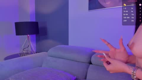 Snapshot of valeriariverax chatting on February 12, 6:51 am Valeria online show from February 12, 6:51 am