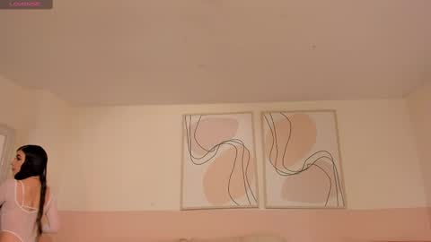 Snapshot of valeriariverax chatting on February 13, 4:11 am Valeria online show from February 13, 4:11 am