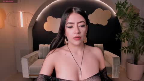 Snapshot of valeriariverax chatting on February 23, 5:39 pm Valeria online show from February 23, 5:39 pm