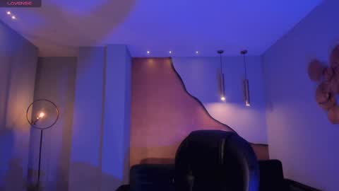 Snapshot of valeriariverax chatting on March 11, 9:56 am Valeria online show from March 11, 9:56 am