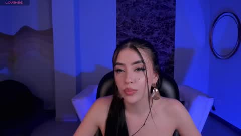 Snapshot of valeriariverax chatting on March 12, 9:55 am Valeria online show from March 12, 9:55 am