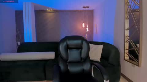 Snapshot of valeriariverax chatting on September 25, 3:32 am Valeria online show from September 25, 3:32 am