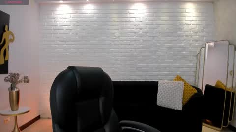 Snapshot of valeriariverax chatting on November 2, 11:51 pm Valeria online show from November 2, 11:51 pm