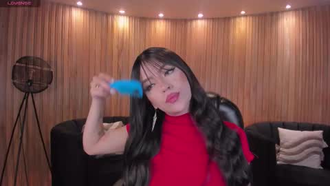 Snapshot of valeriariverax chatting on November 8, 4:12 am Valeria online show from November 8, 4:12 am